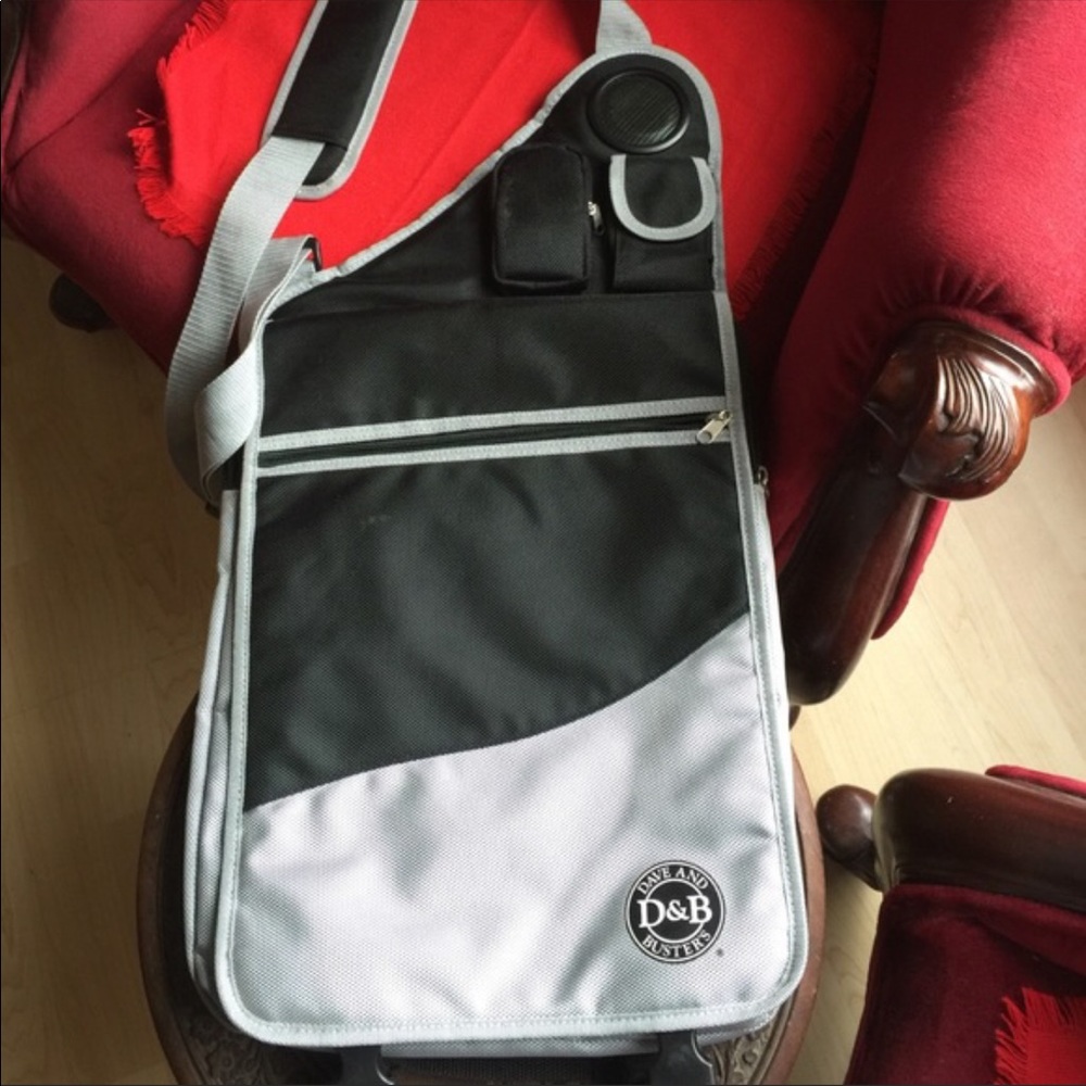 D&B shoulder bag